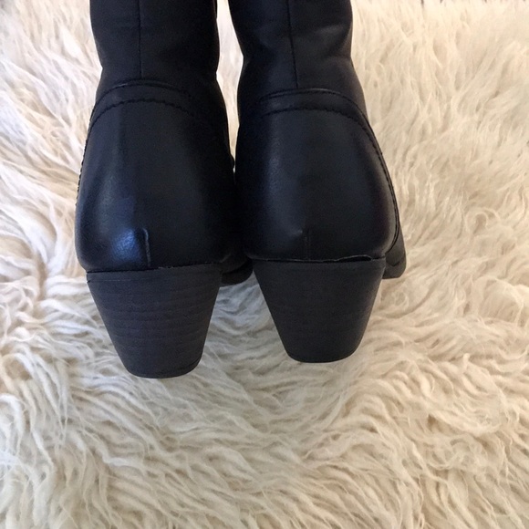 Boots ◼️ - Picture 3 of 5
